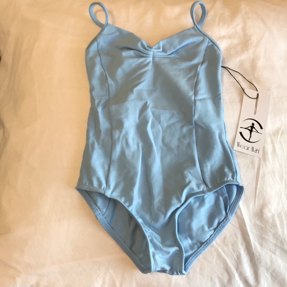 NWT Girls Wear Moi dance leotard in Blue